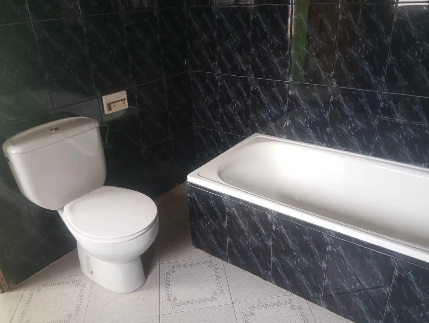 Baño de Piso en venta en Monesterio