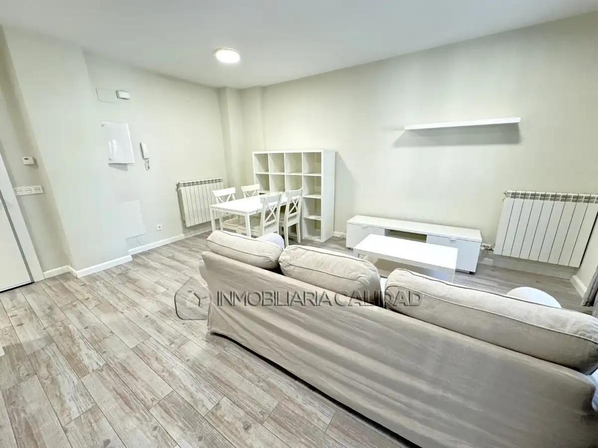 Flat for rent in Burgos  with Heating, Terrace and Furnished
