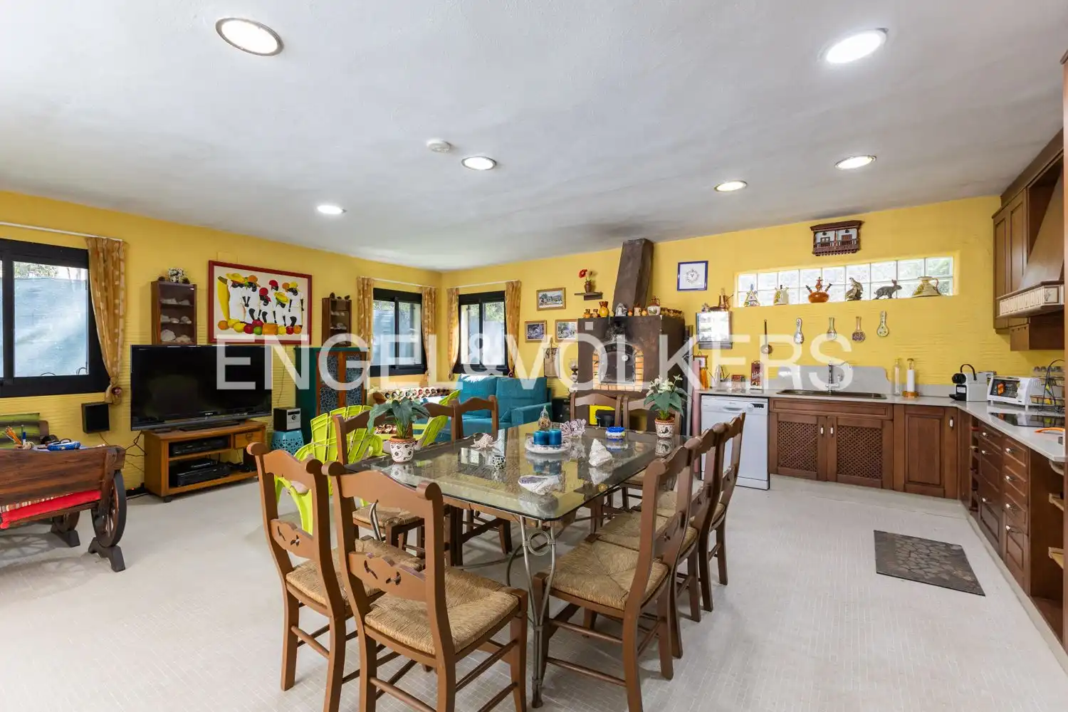 Dining room of Houses for sale in Gilet  with Air Conditioner, Heating and Private garden