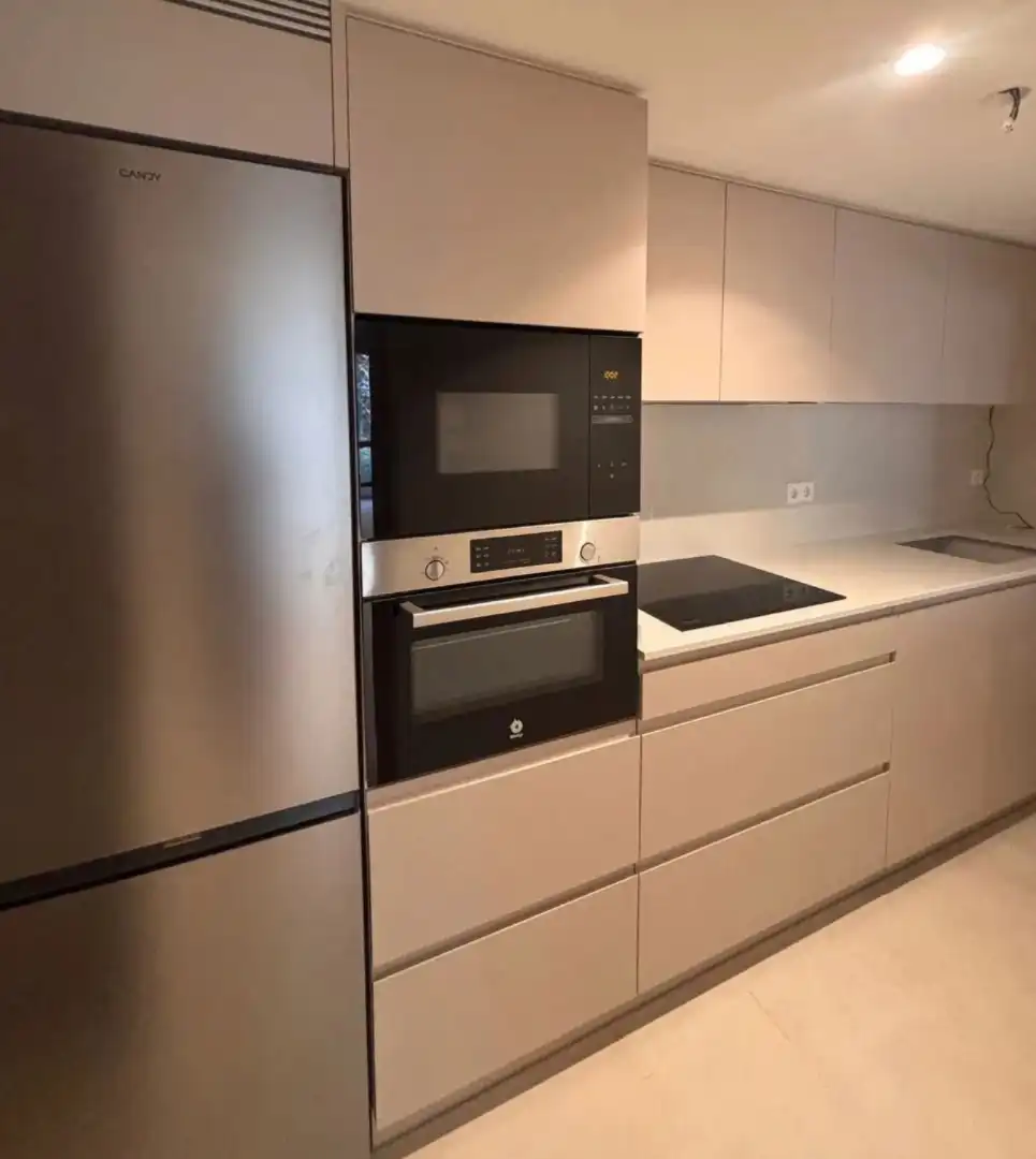Küche von Wohnung zur Miete in Madrid mit Klimaanlage und Abstellraum