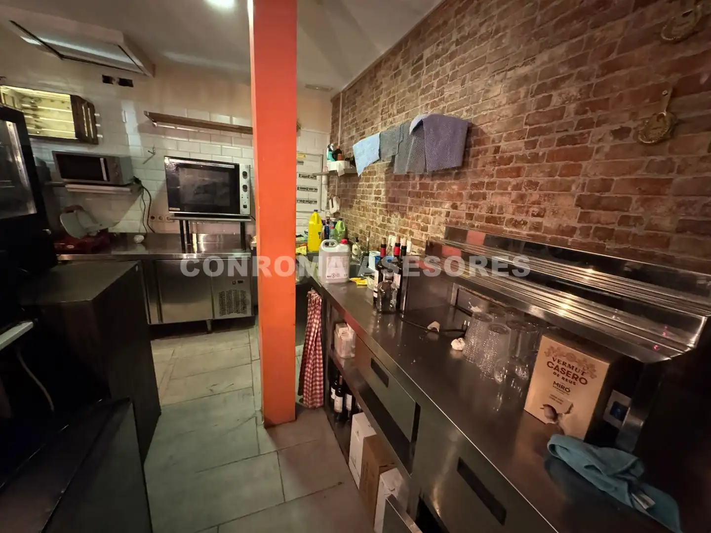Cocina de Local en traspaso en Blanes con Aire acondicionado, Calefacción y Parquet