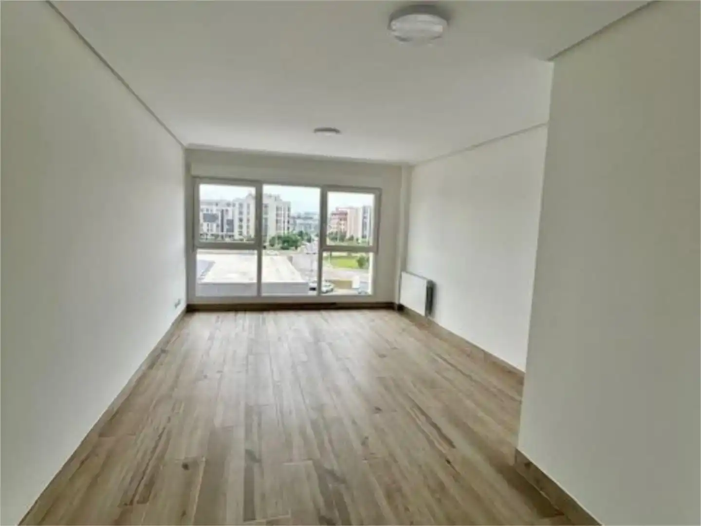 Sala de estar de Piso de alquiler en Santander con Trastero