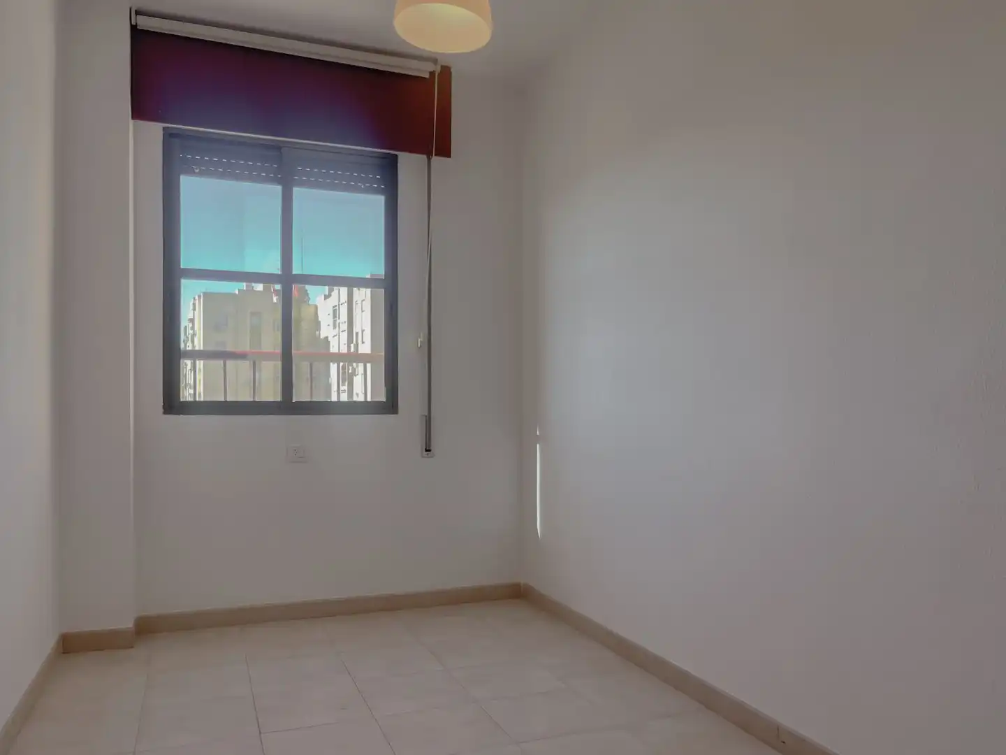 Schlafzimmer von Wohnung zur Miete in Sevilla mit Klimaanlage, Heizung und Terrasse