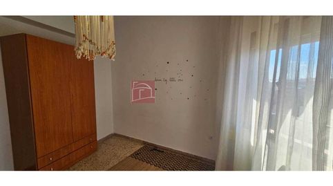 SE VENDE PISO CERCANO A INSTITUTOS Y ZONAS VERDES, imatge 2