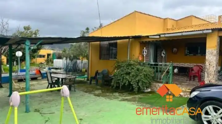 Country house zum Verkauf in Mirandilla
