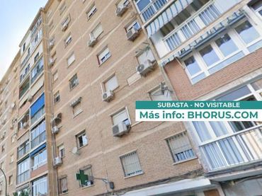 Appartamento con ascensore in vendita a ANTONIO GAUDI 22