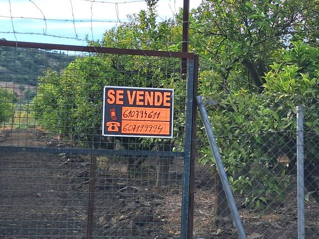 Terreno en Venta en Calle Montenegral Bajo, 19 en San Martín del Tesorillo