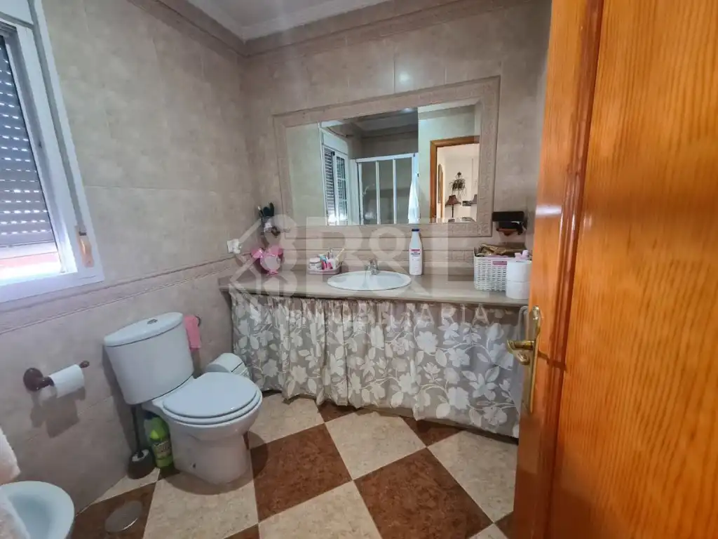 Houses for sale in Nuevo Parque - Los Rosales - Tráfico Pesado