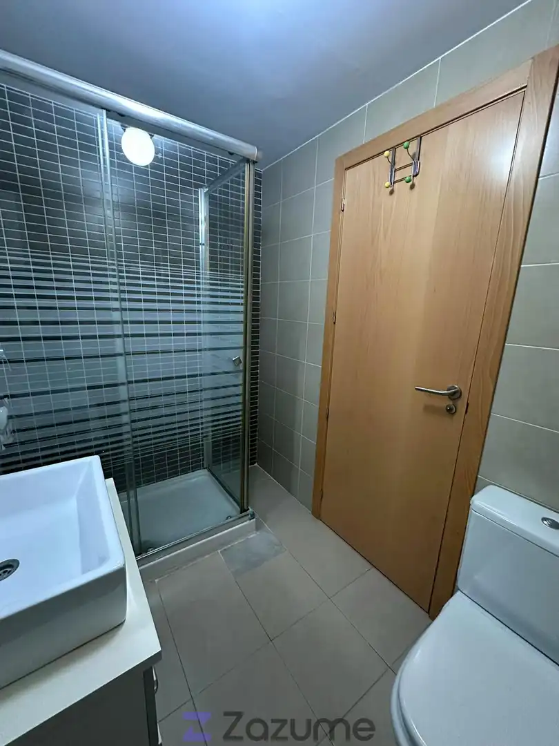 Bathroom of Flat for rent in Murcia  with Air Conditioner, Private garden and Swimming Pool