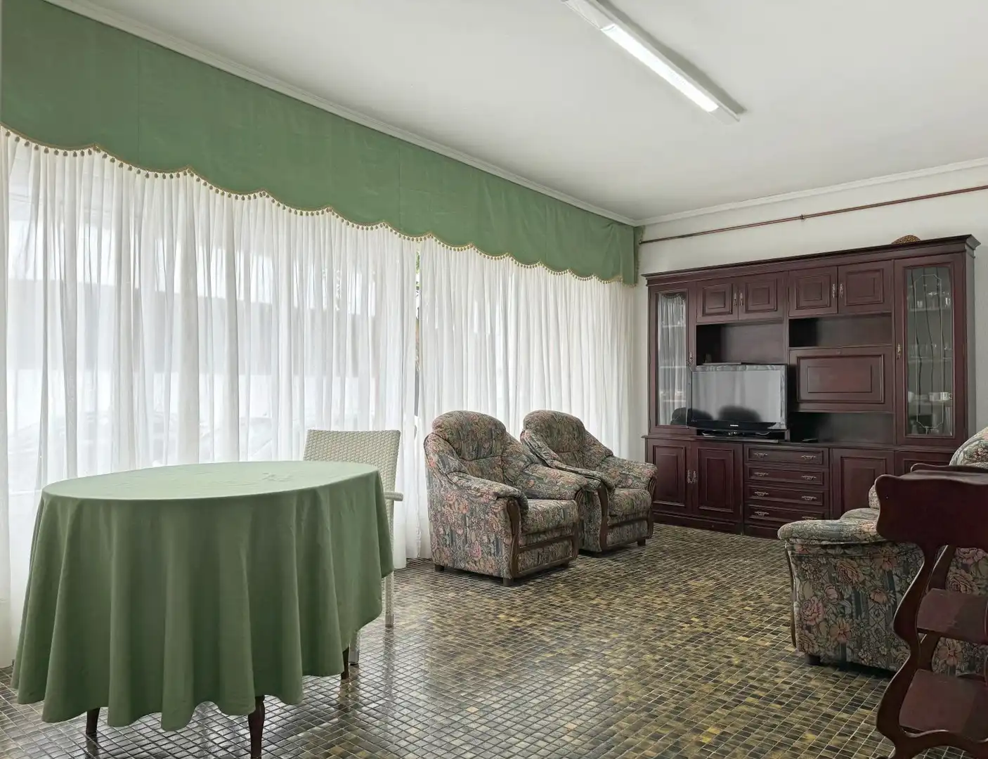 Sala de estar de Casa o chalet en venta en Laredo con Calefacción, Terraza y Trastero
