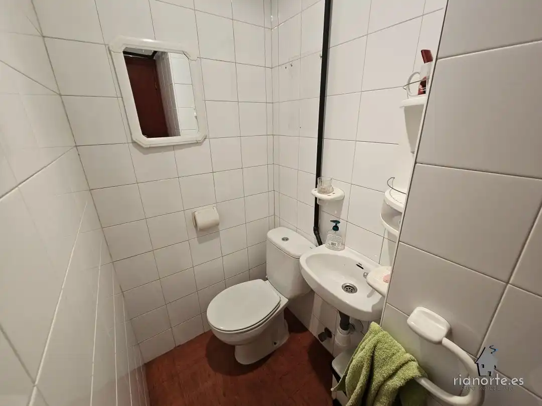 Business premises to rent in El Carbayedo - El Quirinal, imagen 8