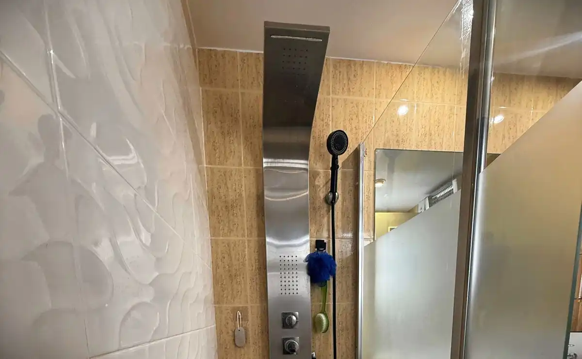 Baño de Apartamento en venta en Mijas con Piscina y Piscina comunitaria