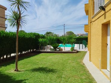 Duplex con balcone in vendita a Avinguda Mar