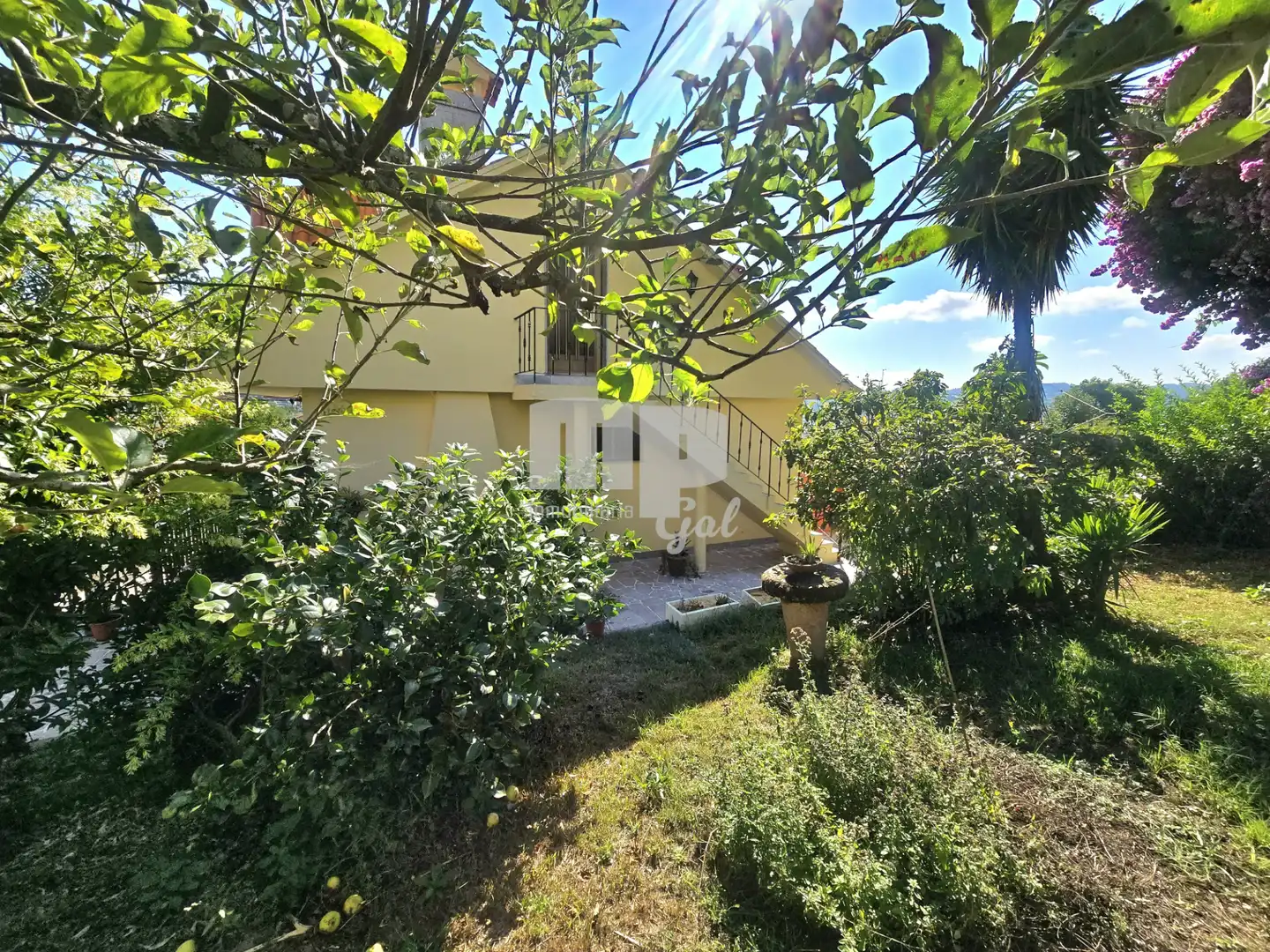 Jardín de Casa o chalet en venta en Vigo  con Calefacción, Jardín privado y Terraza