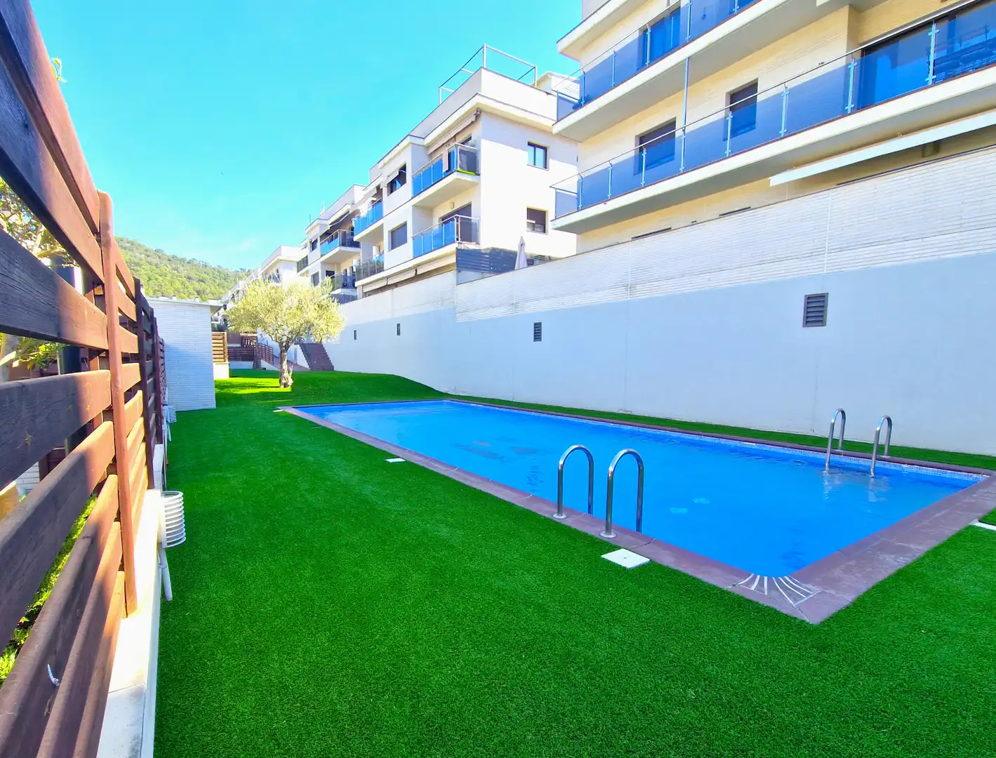 Piscina de Casa adosada en venta en Dosrius con Aire acondicionado, Calefacción y Jardín privado