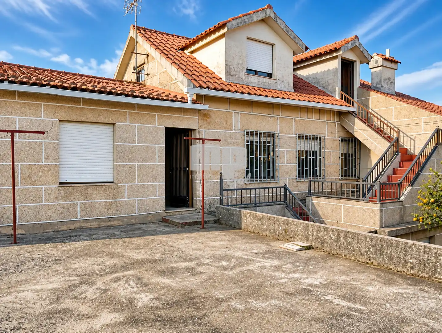 Vista exterior de Casa o chalet en venta en Vigo  con Terraza y Balcón