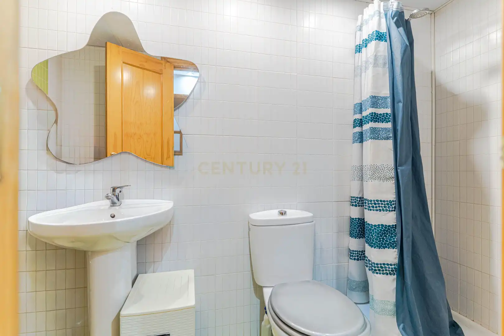 Baño de Piso en venta en Pulianas con Aire acondicionado, Trastero y Lavadora