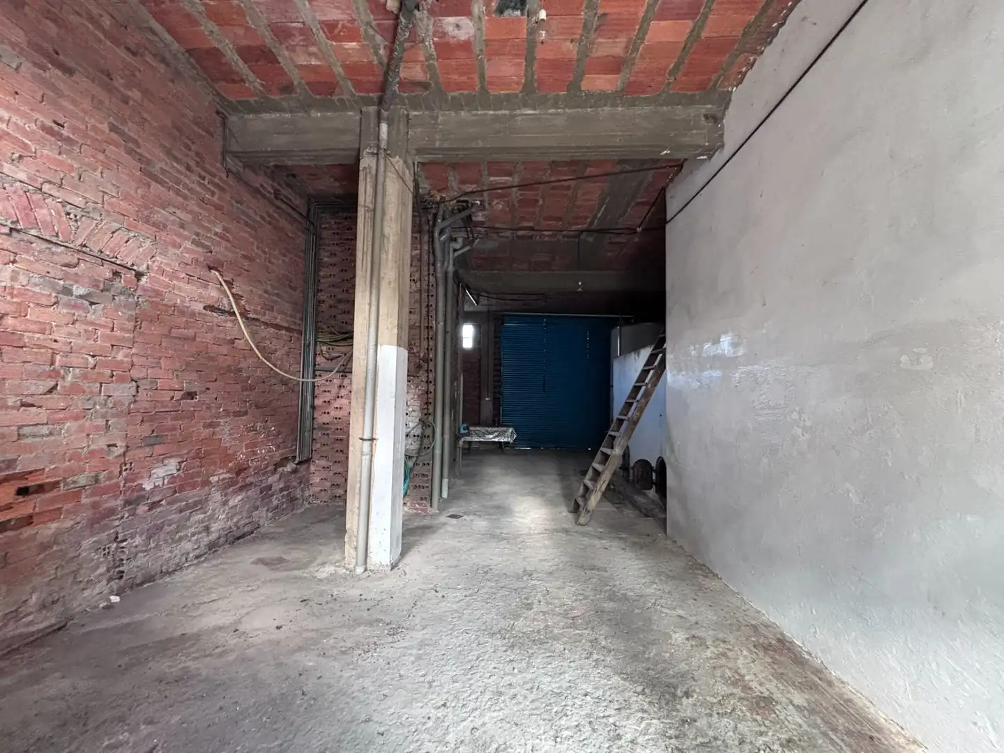Commercial properties for sale in A Rúa 