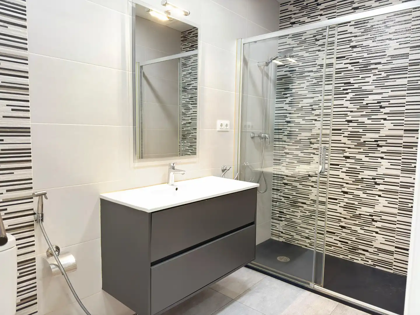 Baño de Piso en venta en Barcelona con Aire acondicionado, Calefacción y Trastero