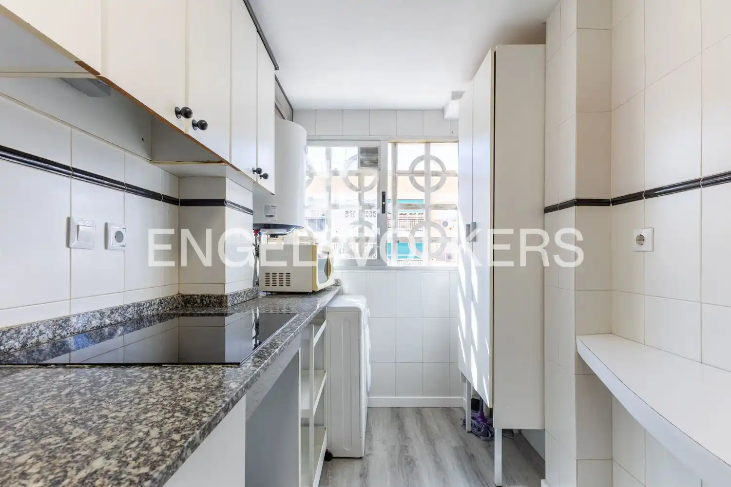 Cocina de Piso de alquiler en Valencia con Aire acondicionado, Calefacción y Parquet