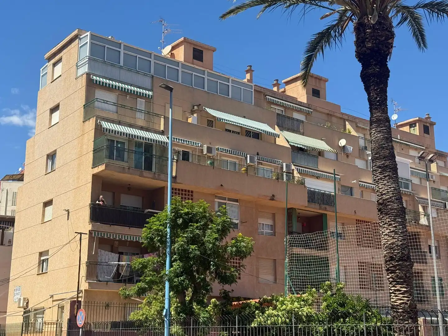 Vista exterior de Pis en venda en Águilas amb Aire condicionat, Traster i Moblat