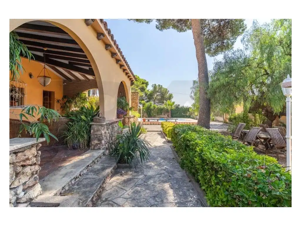 Jardí de Casa o xalet en venda en Tarragona amb Aire condicionat, Jardí privat i Terrassa
