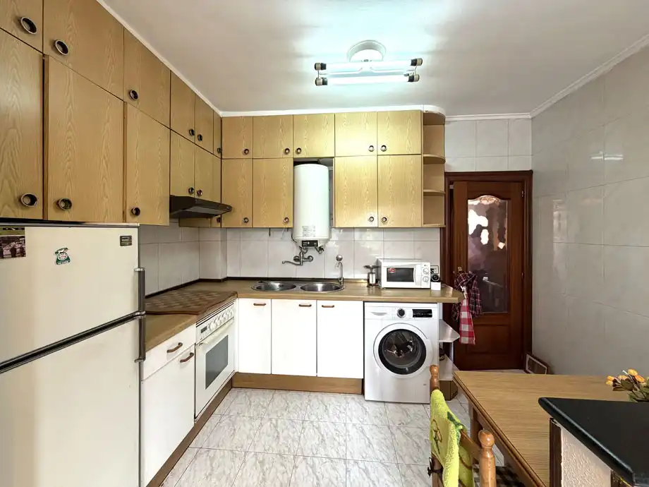 Küche von Wohnung zum Verkauf in Vitoria - Gasteiz mit Heizung, Parkett und Terrasse