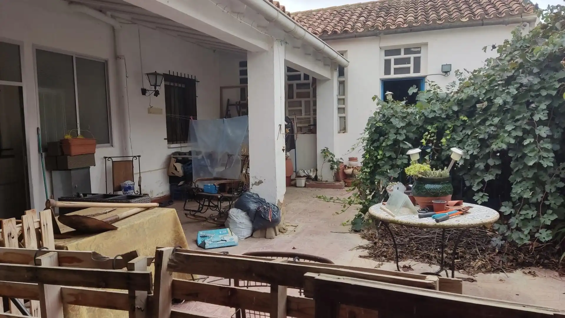 Jardín de Casa adosada en venta en Caudete de las Fuentes con Calefacción, Jardín privado y Terraza