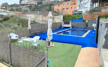 Swimming pool of House or chalet for sale in Terrassa  with Air Conditioner, Heating and Terrace