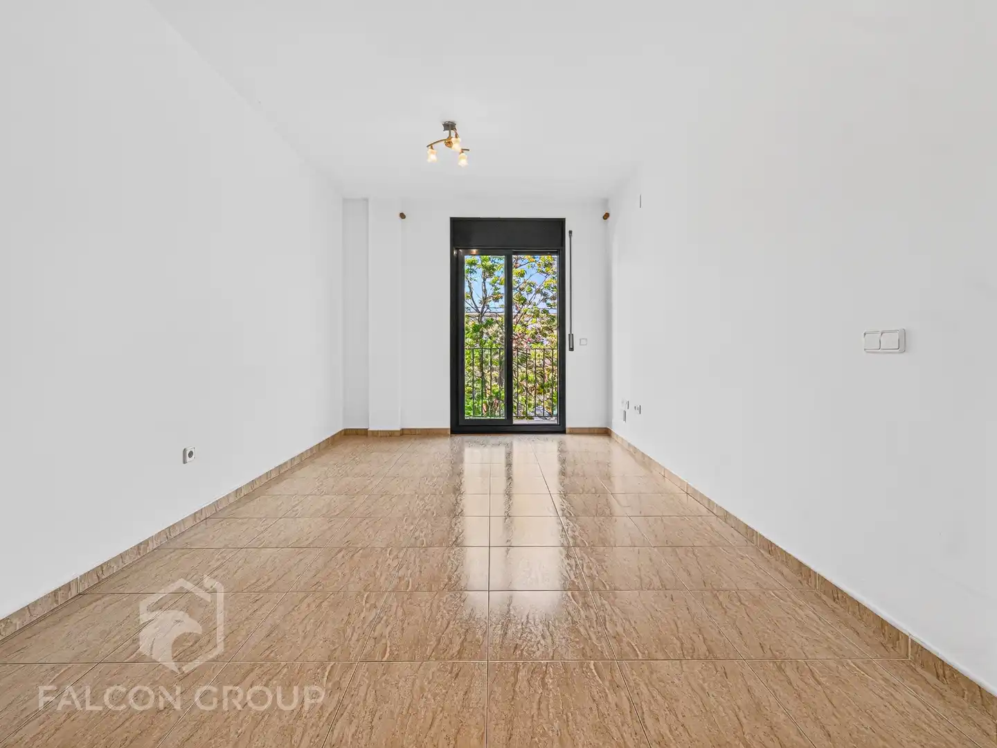 Vista exterior de Piso en venta en Vilanova i la Geltrú con Trastero y Balcón