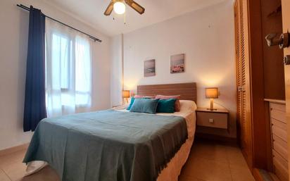 Dormitori de Apartament en venda en Algeciras amb Jardí privat, Alarma i Piscina comunitària