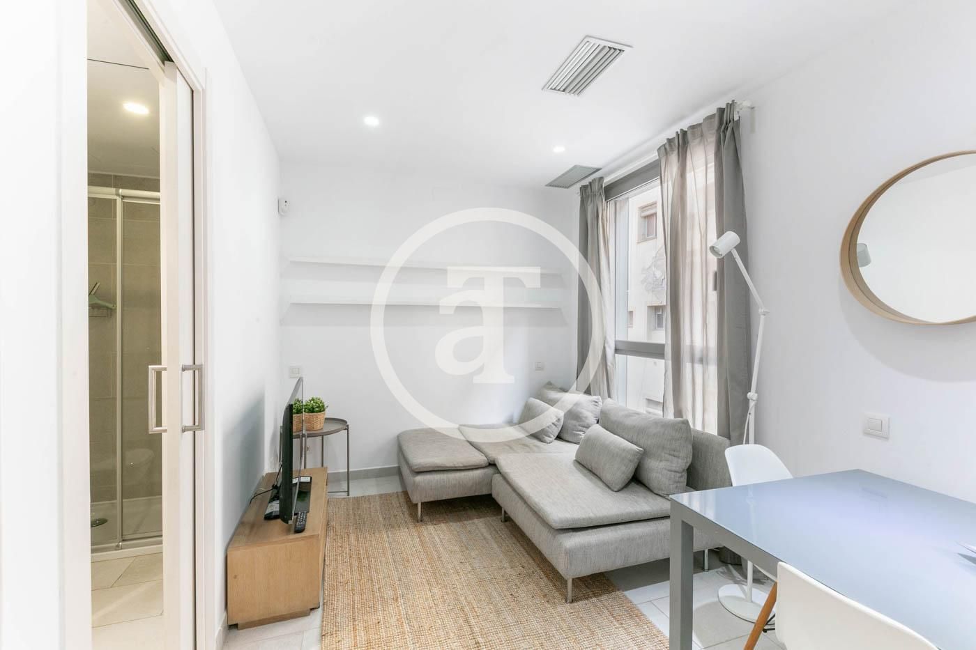 Exterior view of Duplex to rent in  Barcelona Capital  with Air Conditioner, Heating and Furnished