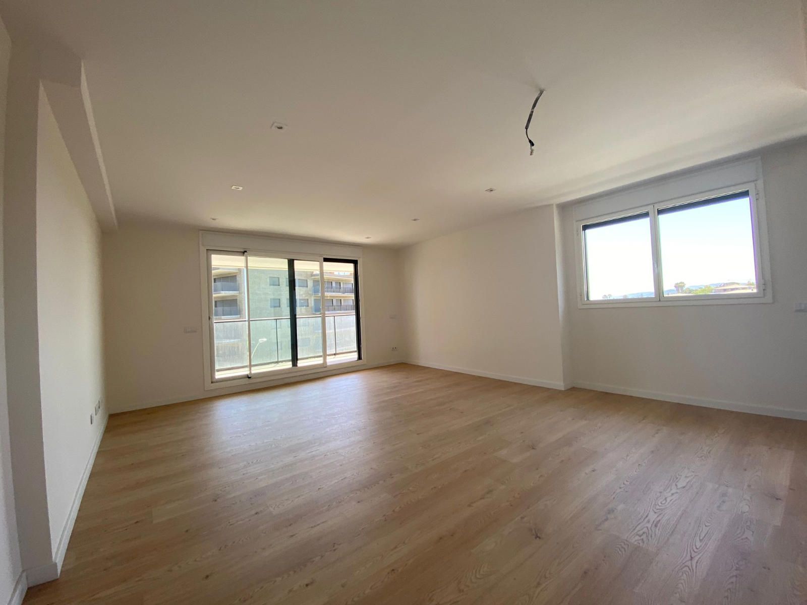 Wohnzimmer von Wohnung zur Miete in Esplugues de Llobregat mit Klimaanlage, Terrasse und Schwimmbad