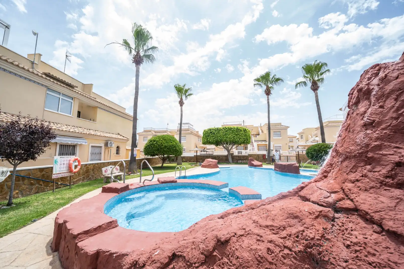 Bungalow with pool for sale in Orihuela Costa, imagen 25