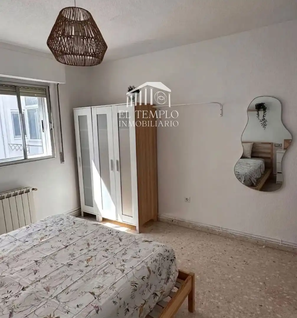 Schlafzimmer von Wohnung zum Verkauf in Onil mit Heizung