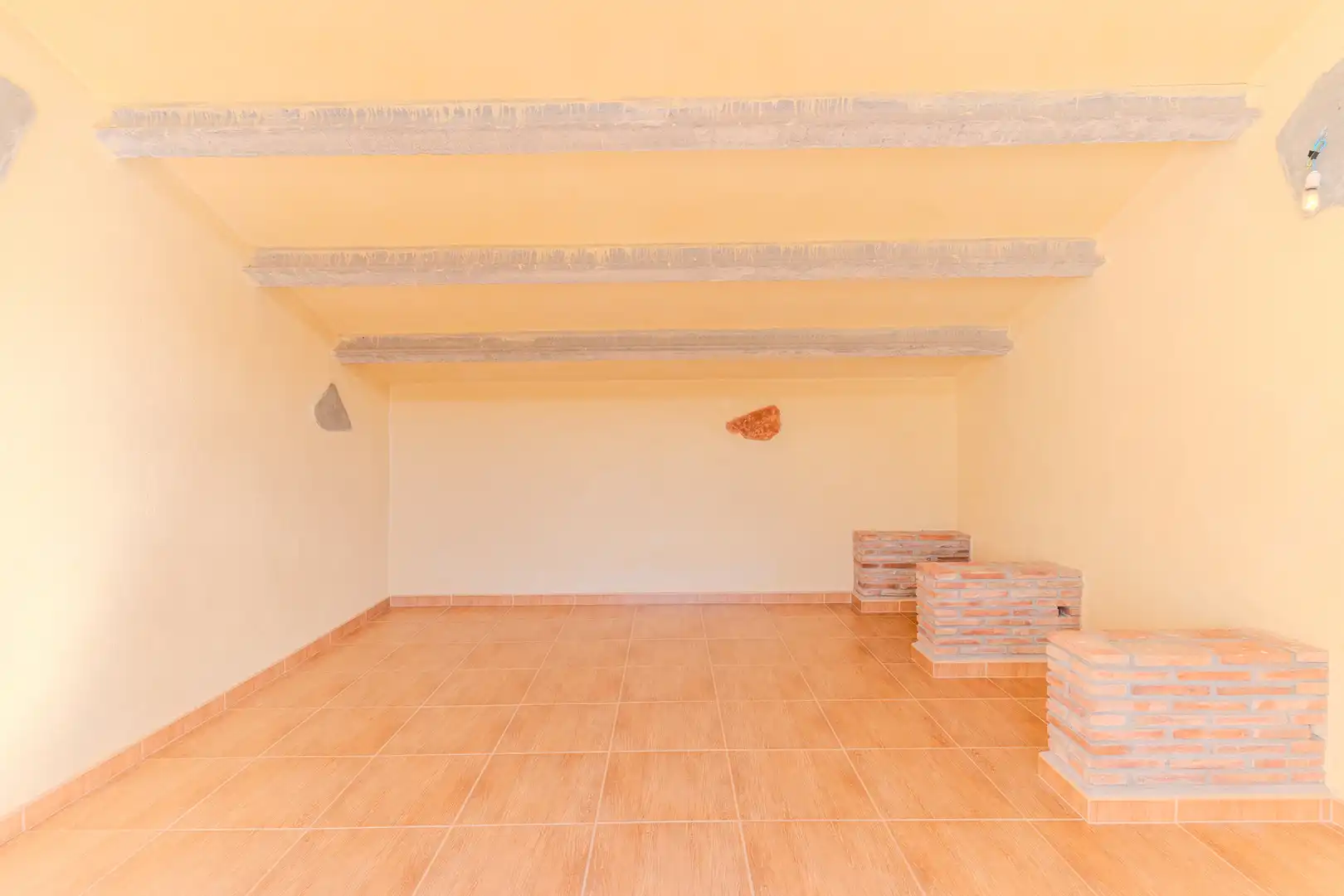 Casa o chalet en venta en Deltebre con Calefacción, Terraza y Trastero