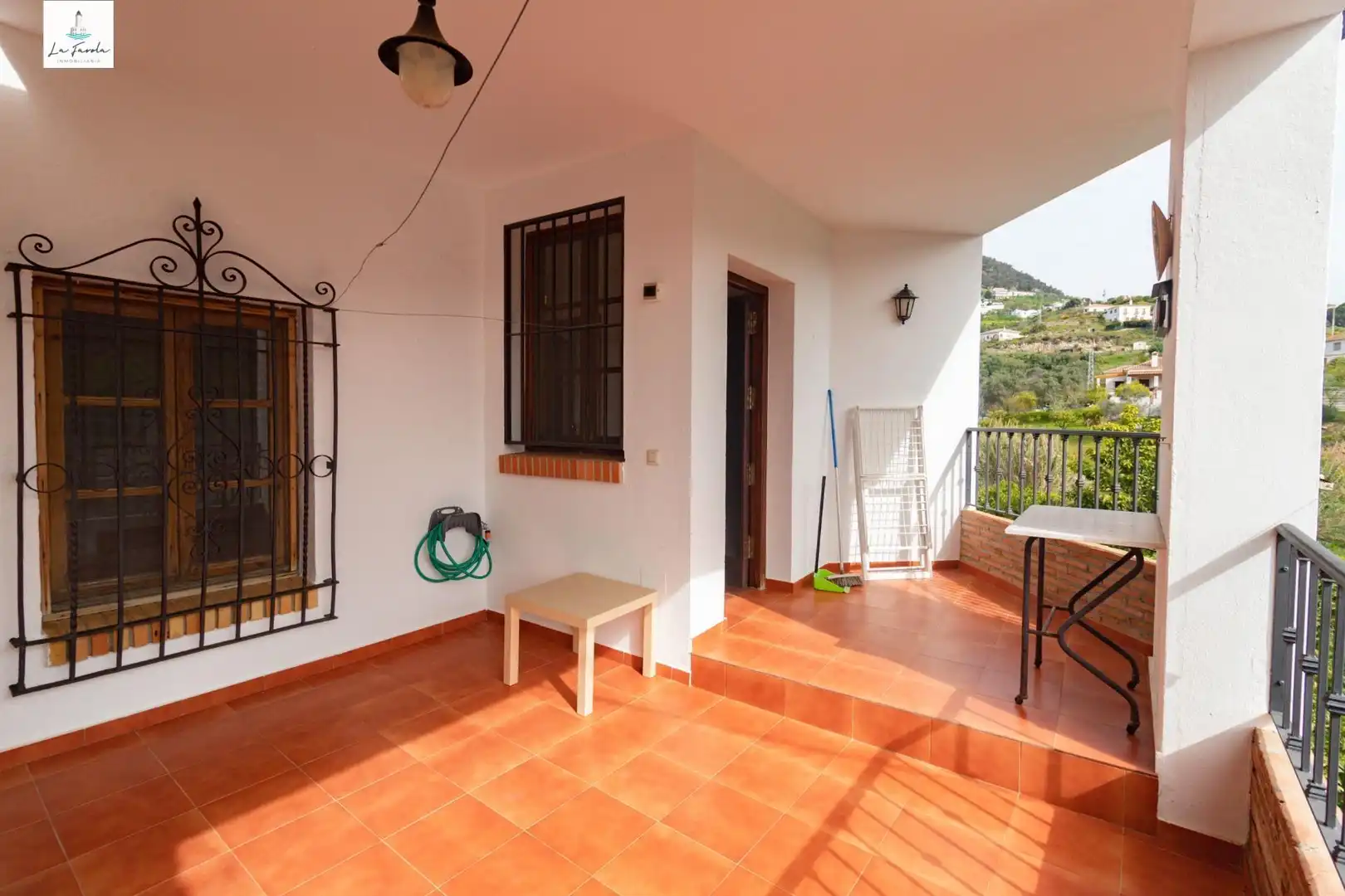 Terrassa de Casa o xalet en venda en Carratraca amb Aire condicionat, Jardí privat i Terrassa