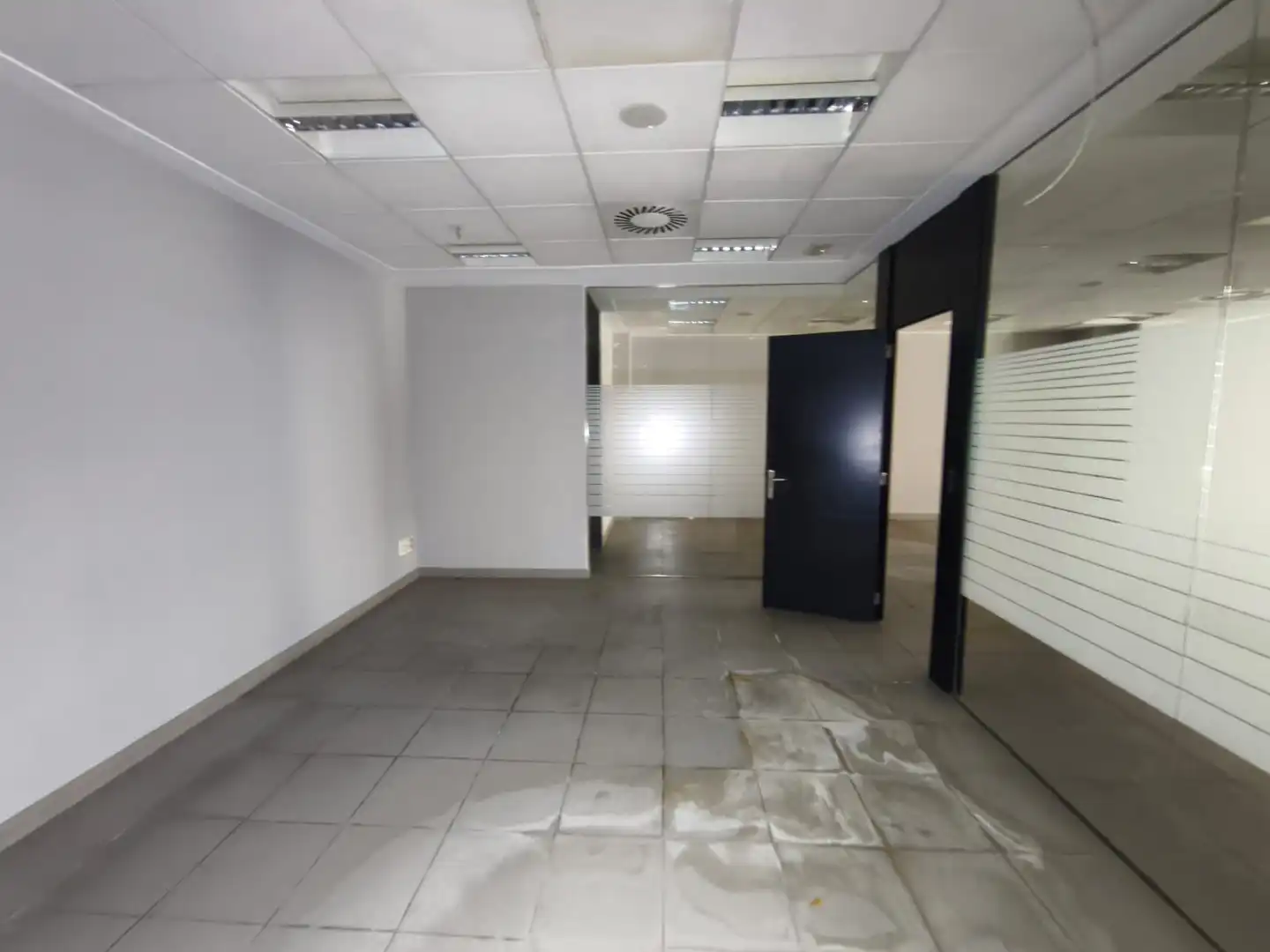 Local comercial en venda a Calle de Artica 20, imagen 4