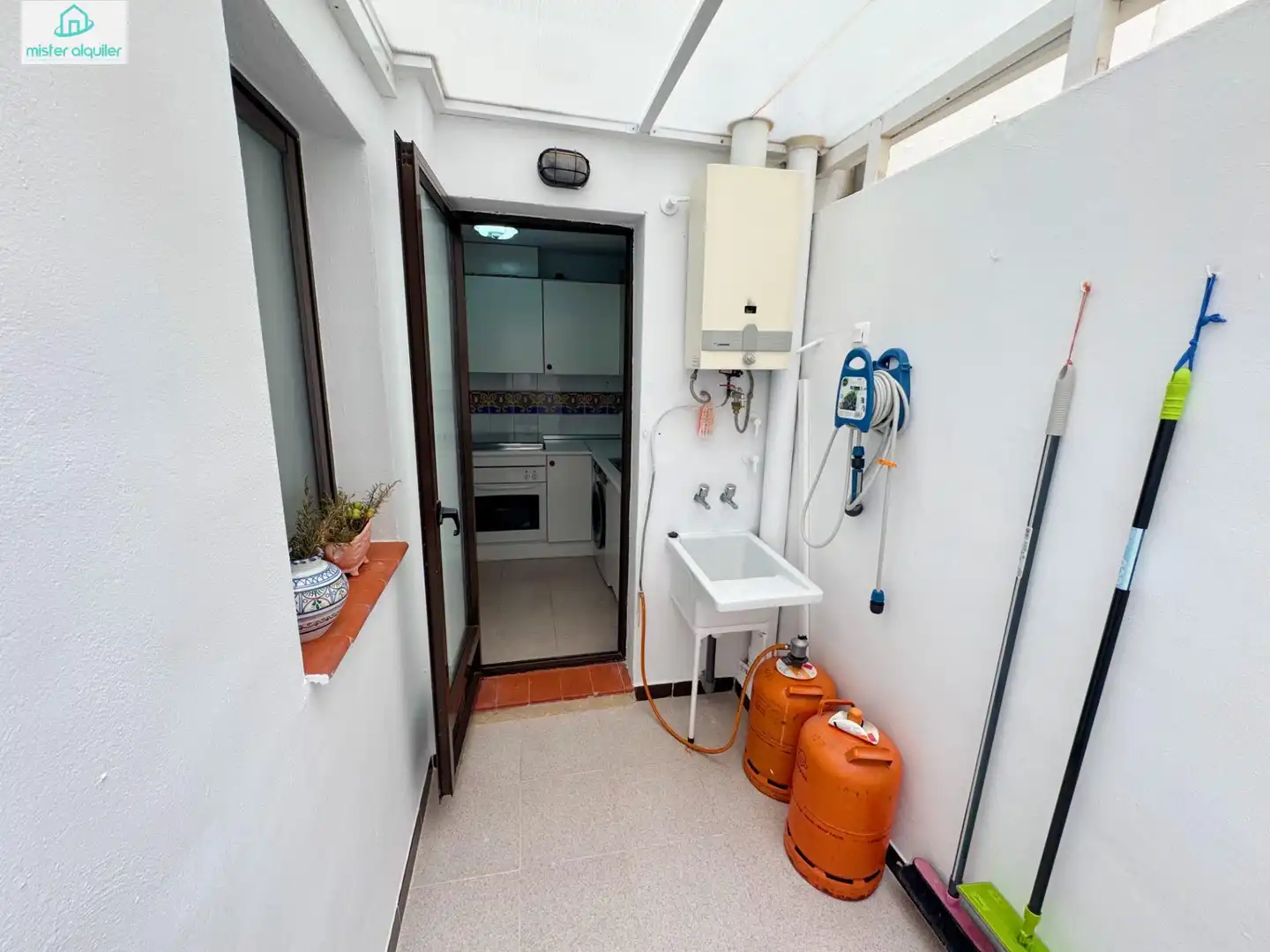 Bungalow con terrazza in affitto a Calle ALBAYNA 3, imagen 26