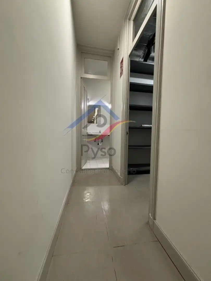 Oficina de lloguer a Calle Jesús de Monasterio, imagen 19