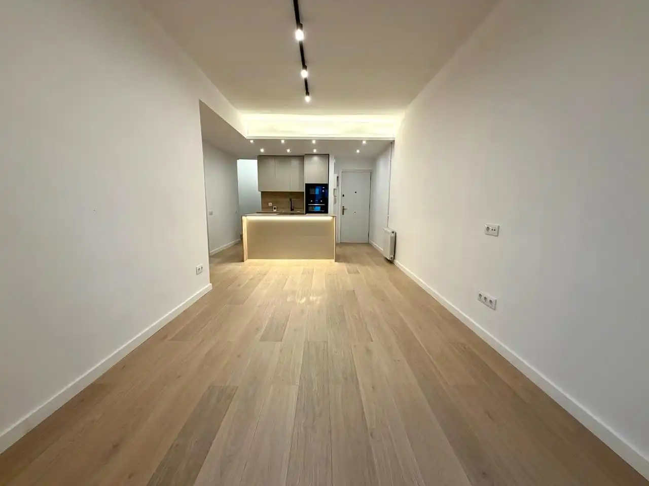 Piso en venta en Montcada i Reixac con Calefacción, Parquet y Terraza