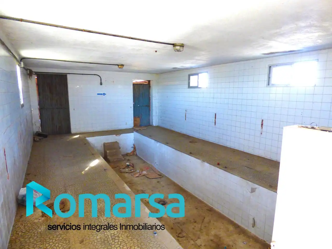 Industrial buildings for sale in Crespos, Ávila