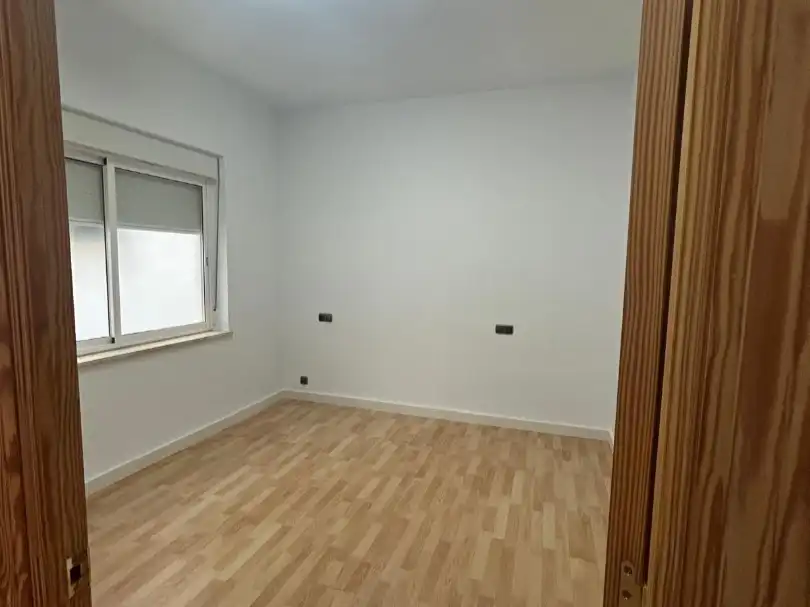 Habitación de Oficina de alquiler en Huelva