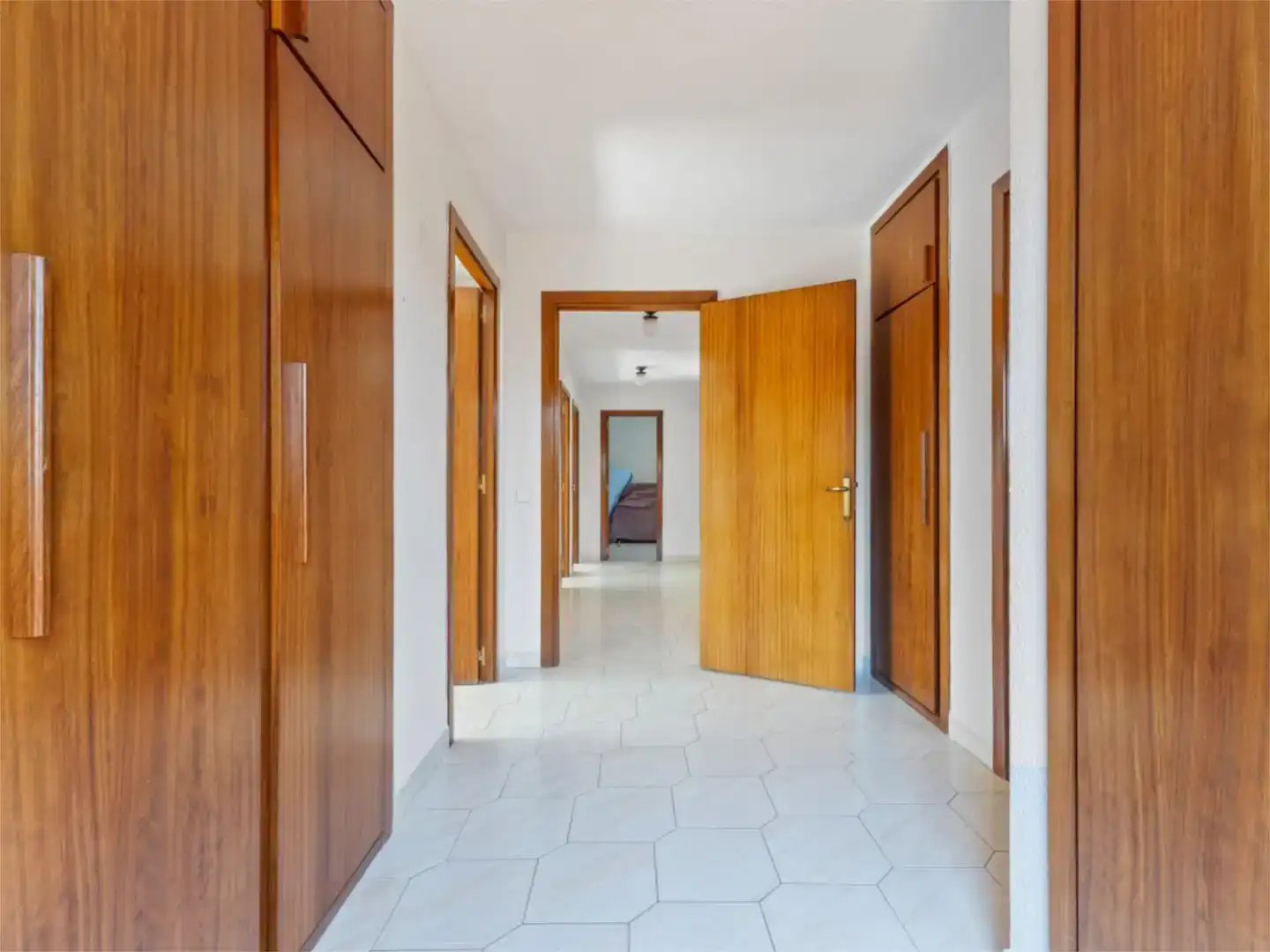 Piso en venta en Alcalá de Henares con Jardín privado, Trastero y Piscina