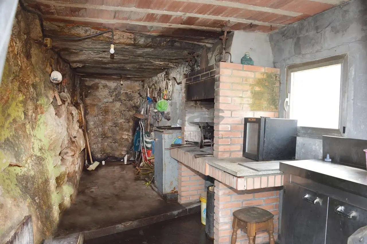 Cuina de Casa o xalet en venda en Zas amb Calefacció, Jardí privat i Traster
