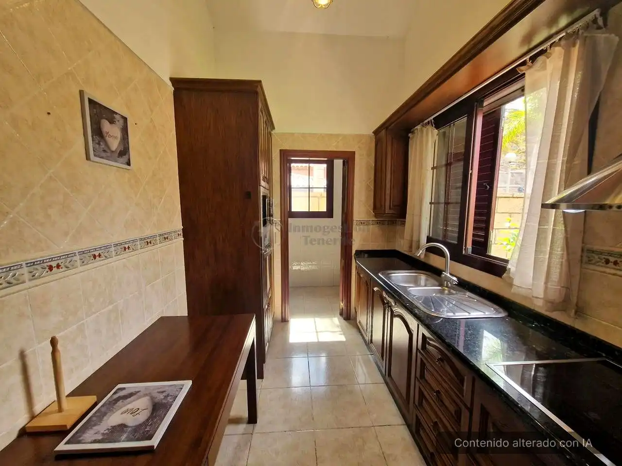 Cocina de Casa o chalet en venta en Arona con Terraza, Piscina y Amueblado