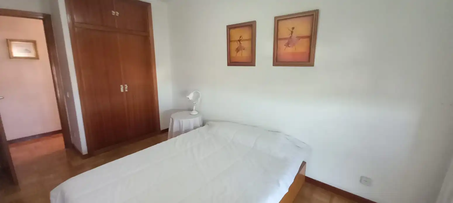 Bedroom of Flat for rent in  Pamplona / Iruña  with Heating, Parquet flooring and Terrace