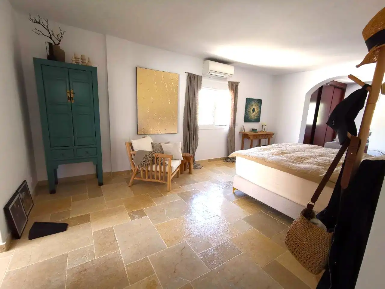 Habitación de Casa o chalet en venta en Alhaurín de la Torre con Aire acondicionado, Calefacción y Jardín privado