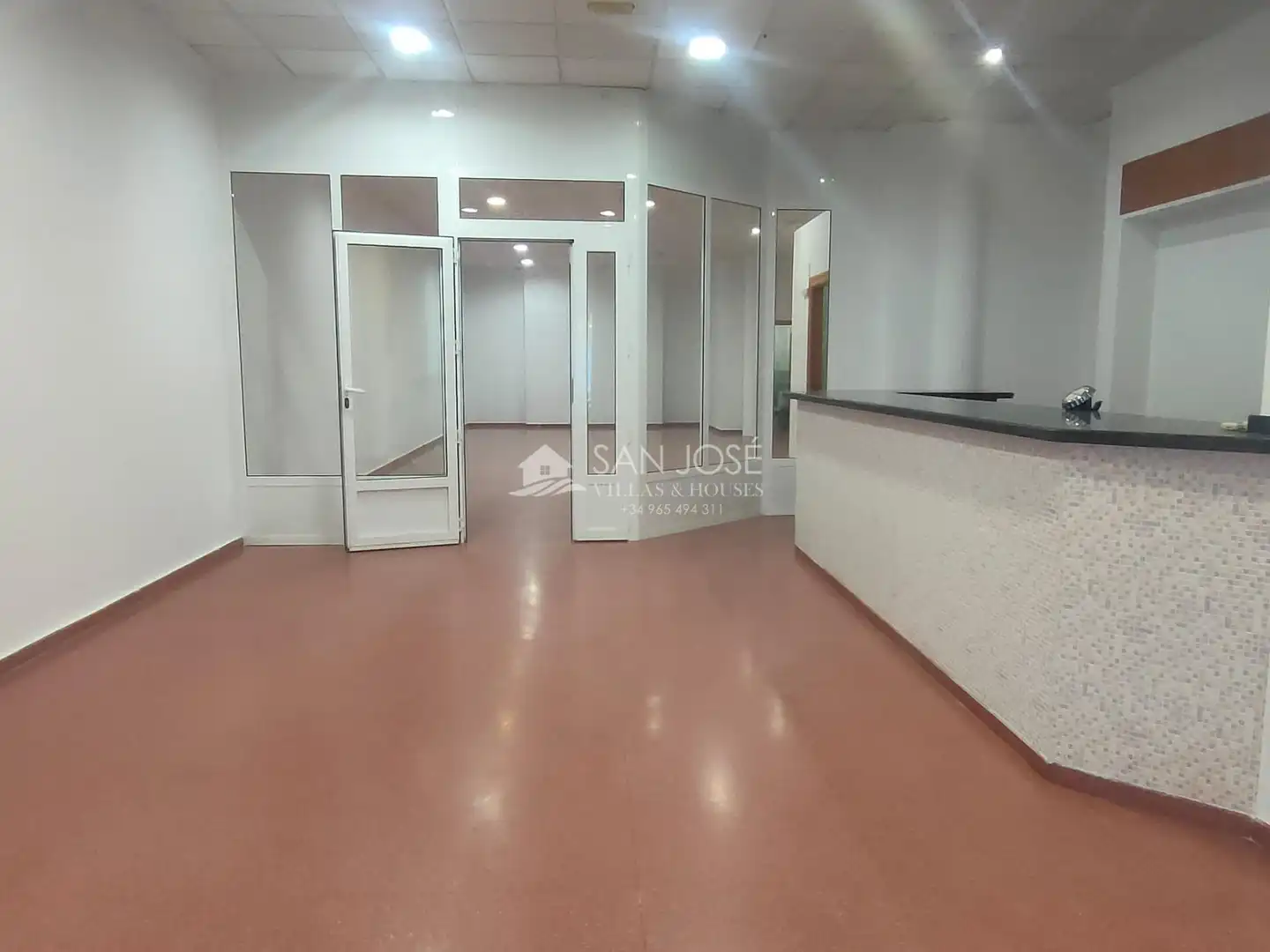 Local en venta en Aspe con Aire acondicionado