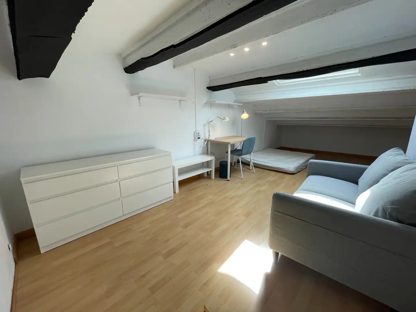 Attic for sale in Salt  with Air Conditioner, Heating and Terrace